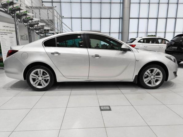 Opel Insignia I Рестайлинг с пробегом 2013 года, цена 720 000 рублей, 185155 км, седан, Автокод Объявления