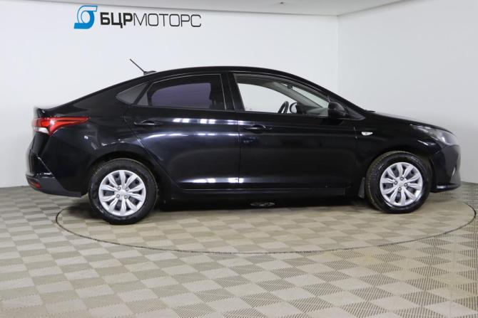 Hyundai Solaris II Рестайлинг с пробегом 2020 года, цена 1 449 990 рублей, 151687 км, седан, Автокод Объявления