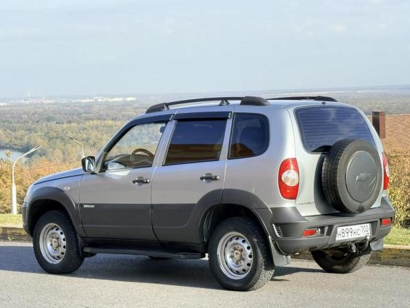 Chevrolet Niva I Рестайлинг с пробегом 2015 года, цена 650 000 рублей, 151529 км, внедорожник, Автокод Объявления