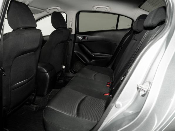Mazda Axela III с пробегом 2015 года, цена 1 350 000 рублей, 71008 км, седан, Автокод Объявления