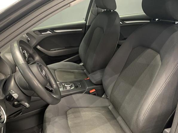 Audi A3 III (8V) Рестайлинг с пробегом 2018 года, цена 1 959 000 рублей, 92416 км, седан, Автокод Объявления