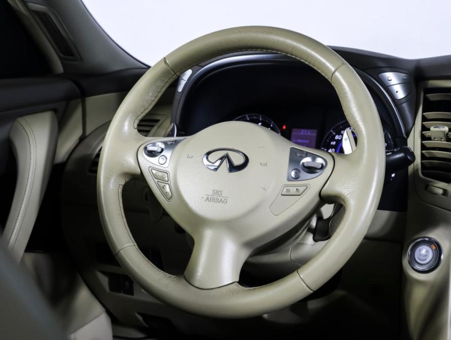 Infiniti QX70 Москва  - изображение 14