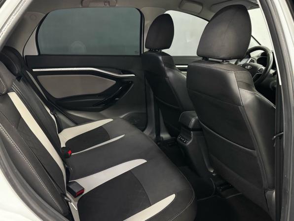 Lada (ВАЗ) Vesta I с пробегом 2018 года, цена 1 020 000 рублей, 125888 км, универсал, Автокод Объявления