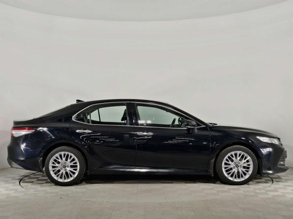 Toyota Camry VIII (XV70) с пробегом 2019 года, цена 2 750 000 рублей, 114372 км, седан, Автокод Объявления