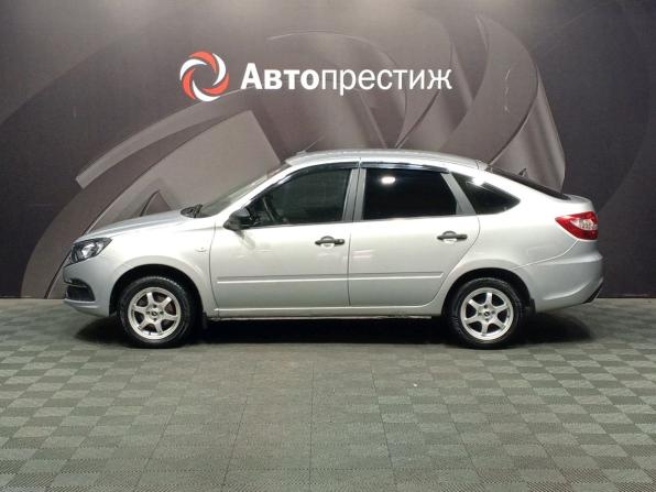 Lada (ВАЗ) Granta I Рестайлинг с пробегом 2021 года, цена 675 000 рублей, 86470 км, лифтбек, Автокод Объявления