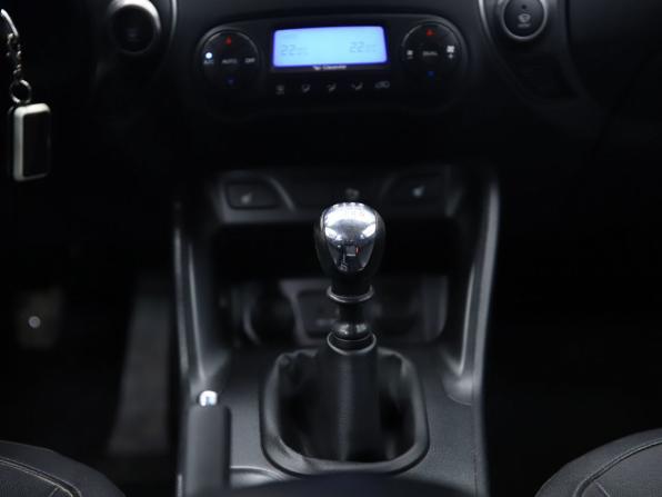 Hyundai ix35 I Рестайлинг с пробегом 2015 года, цена 1 490 000 рублей, 88217 км, внедорожник, Автокод Объявления