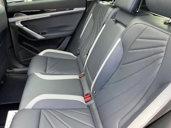 Geely Atlas II с пробегом 2024 года, цена 2 799 000 рублей, 53800 км, внедорожник, Автокод Объявления