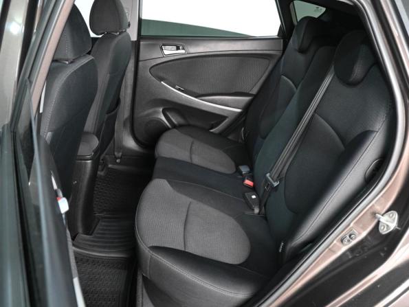 Hyundai Solaris I Рестайлинг с пробегом 2015 года, цена 1 199 000 рублей, 154378 км, хэтчбек, Автокод Объявления