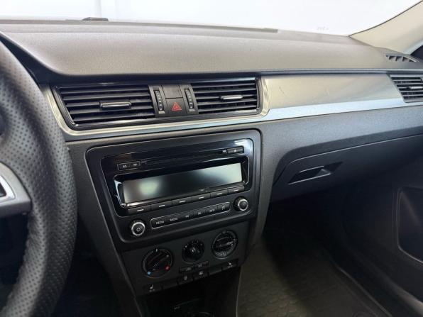 Skoda Rapid I с пробегом 2014 года, цена 999 000 рублей, 167500 км, лифтбек, Автокод Объявления