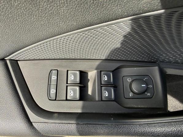 Skoda Octavia IV (A8) с пробегом 2021 года, цена 2 725 000 рублей, 92000 км, лифтбек, Автокод Объявления