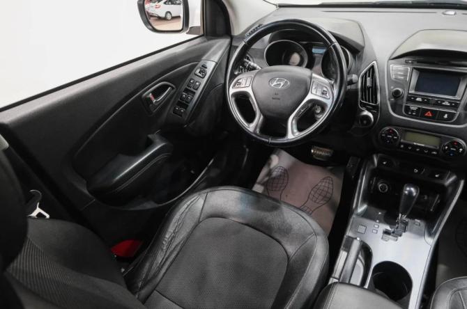 Hyundai ix35 I Рестайлинг с пробегом 2015 года, цена 1 599 000 рублей, 146932 км, внедорожник, Автокод Объявления