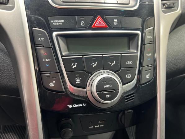 Hyundai i30 II с пробегом 2013 года, цена 869 000 рублей, 178908 км, хэтчбек, Автокод Объявления