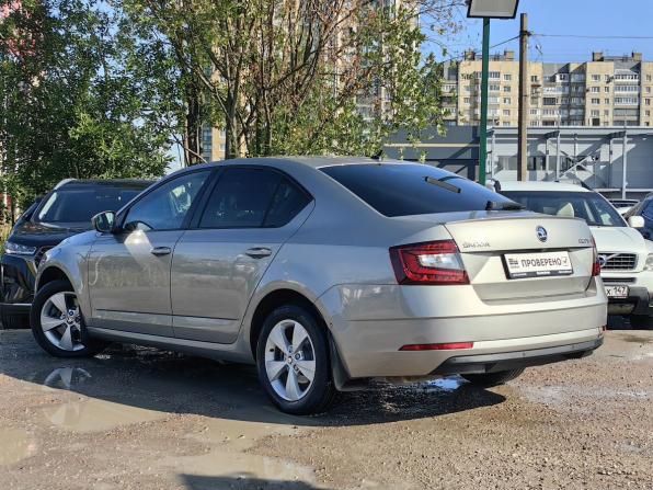 Skoda Octavia III (A7) Рестайлинг с пробегом 2019 года, цена 2 439 000 рублей, 80600 км, лифтбек, Автокод Объявления