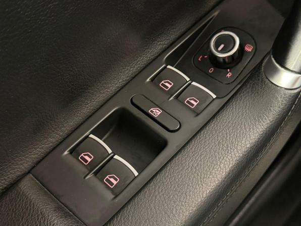 Volkswagen Passat B7 с пробегом 2011 года, цена 790 000 рублей, 178592 км, седан, Автокод Объявления