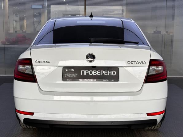 Skoda Octavia III (A7) Рестайлинг с пробегом 2017 года, цена 1 999 000 рублей, 101533 км, лифтбек, Автокод Объявления