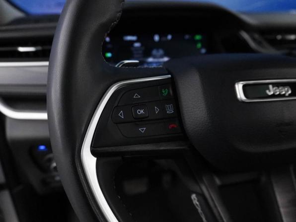 Jeep Grand Cherokee V (WL) с пробегом 2023 года, цена 5 949 236 рублей, 39638 км, внедорожник, Автокод Объявления