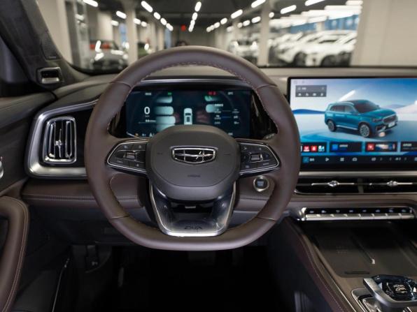 Geely Monjaro I Рестайлинг 2 с пробегом 2025 года, цена 4 200 000 рублей, 22 км, внедорожник, Автокод Объявления