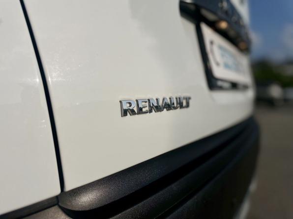 Renault Kaptur I с пробегом 2018 года, цена 1 160 000 рублей, 59795 км, внедорожник, Автокод Объявления