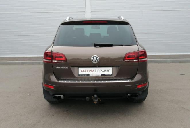 Volkswagen Touareg II Рестайлинг с пробегом 2014 года, цена 1 990 000 рублей, 238000 км, внедорожник, Автокод Объявления