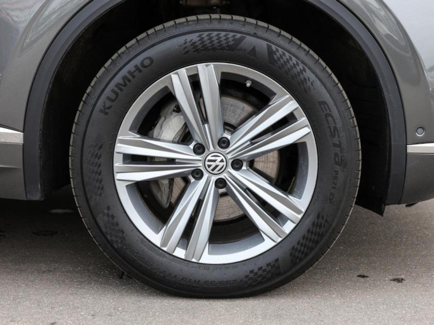 Volkswagen Touareg III Москва  - изображение 30