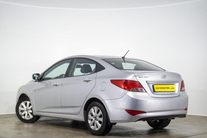 Hyundai Solaris I Рестайлинг с пробегом 2016 года, цена 1 099 000 рублей, 130000 км, седан, Автокод Объявления