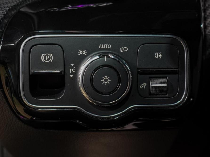 Mercedes-Benz A-Класс IV (W177) Воронеж  - изображение 18