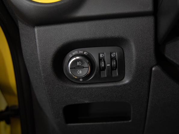 Opel Corsa D Рестайлинг II с пробегом 2013 года, цена 499 000 рублей, 271000 км, хэтчбек, Автокод Объявления