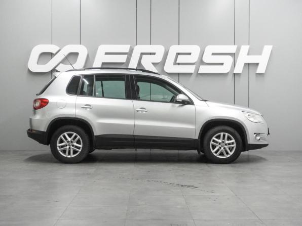 Volkswagen Tiguan I с пробегом 2011 года, цена 865 000 рублей, 296705 км, внедорожник, Автокод Объявления