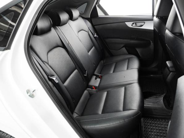 Kia K3 II Рестайлинг с пробегом 2021 года, цена 1 949 000 рублей, 87512 км, седан, Автокод Объявления