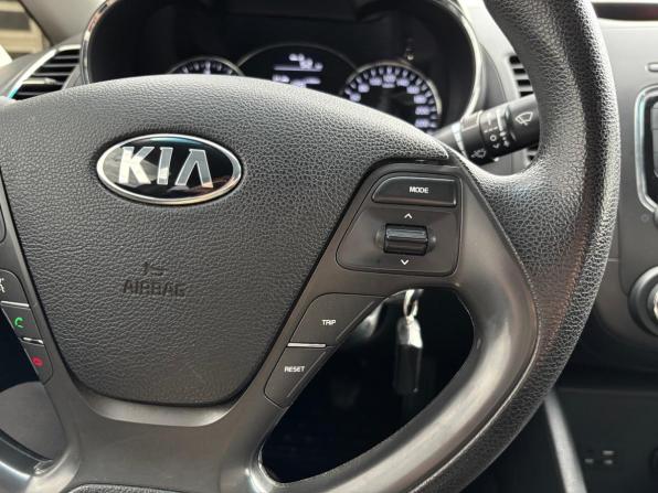 Kia Cerato III Рестайлинг (Classic) с пробегом 2017 года, цена 1 600 000 рублей, 102950 км, седан, Автокод Объявления