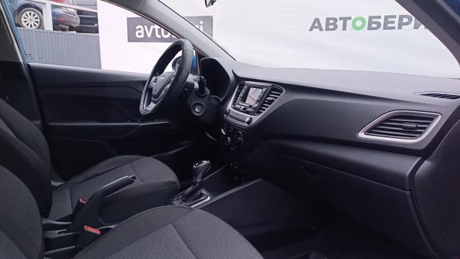 Hyundai Solaris II с пробегом 2017 года, цена 1 259 000 рублей, 98664 км, седан, Автокод Объявления