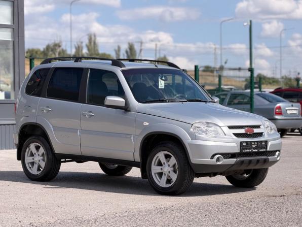 Chevrolet Niva I Рестайлинг с пробегом 2013 года, цена 765 000 рублей, 81777 км, внедорожник, Автокод Объявления