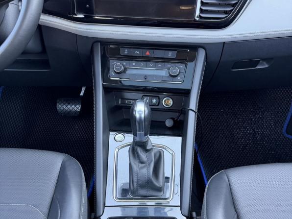 Jetta VS5 I Рестайлинг с пробегом 2023 года, цена 2 385 000 рублей, 36583 км, внедорожник, Автокод Объявления