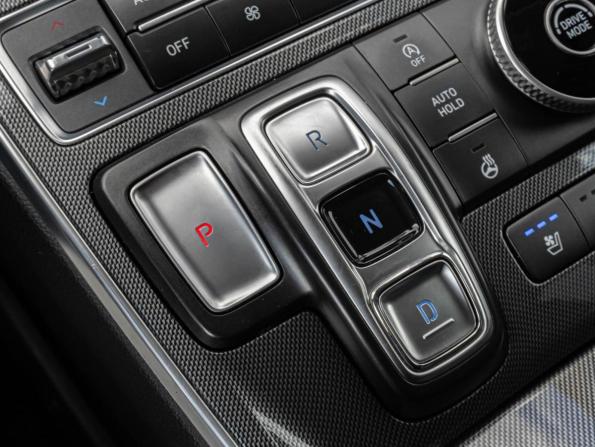 Hyundai Santa Fe IV Рестайлинг с пробегом 2020 года, цена 3 540 000 рублей, 76047 км, внедорожник, Автокод Объявления