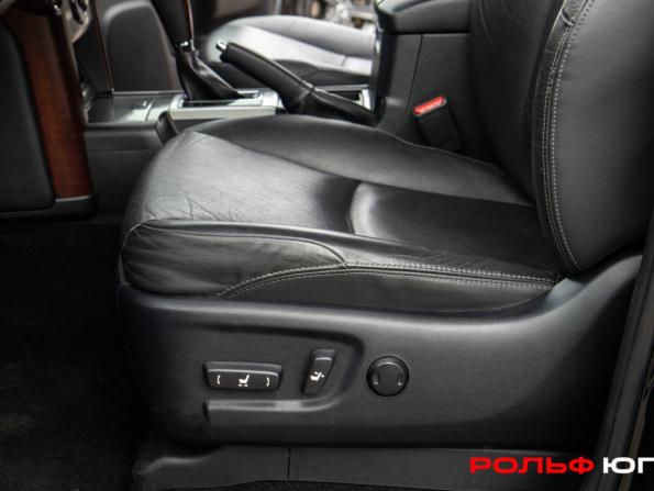 Toyota Land Cruiser Prado 150 Series Рестайлинг 1 с пробегом 2015 года, цена 2 999 000 рублей, 195961 км, внедорожник, Автокод Объявления