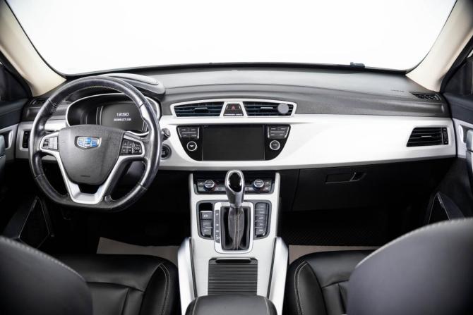 Geely Atlas I с пробегом 2018 года, цена 1 699 000 рублей, 103414 км, внедорожник, Автокод Объявления