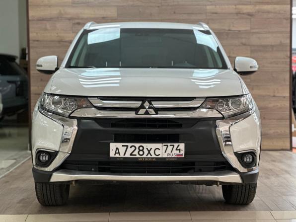 Mitsubishi Outlander III Рестайлинг 2 с пробегом 2015 года, цена 1 530 000 рублей, 202480 км, внедорожник, Автокод Объявления