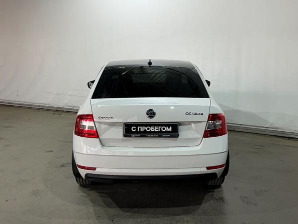 Skoda Octavia III (A7) Рестайлинг с пробегом 2017 года, цена 1 459 000 рублей, 181867 км, лифтбек, Автокод Объявления