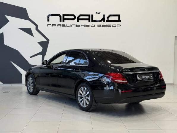 Mercedes-Benz E-Класс V (W213 S213 C238) с пробегом 2018 года, цена 2 349 900 рублей, 180000 км, седан, Автокод Объявления