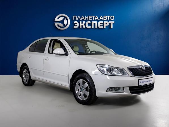 Skoda Octavia II (A5) Рестайлинг с пробегом 2011 года, цена 799 000 рублей, 179139 км, лифтбек, Автокод Объявления