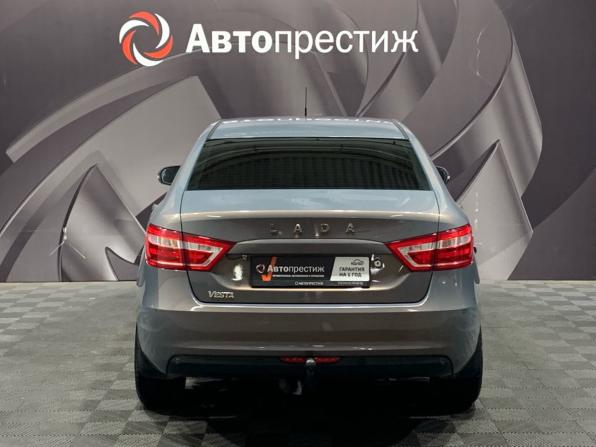 Lada (ВАЗ) Vesta I с пробегом 2017 года, цена 740 000 рублей, 92772 км, седан, Автокод Объявления