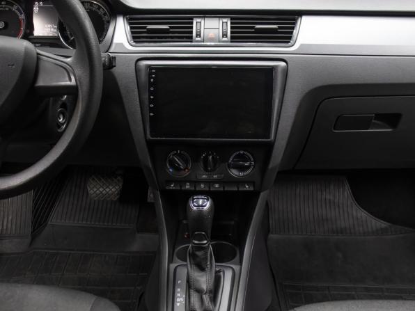 Skoda Rapid I Рестайлинг с пробегом 2017 года, цена 829 000 рублей, 149000 км, лифтбек, Автокод Объявления