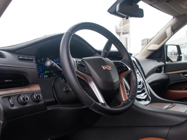 Cadillac Escalade V с пробегом 2020 года, цена 4 850 000 рублей, 195000 км, внедорожник, Автокод Объявления