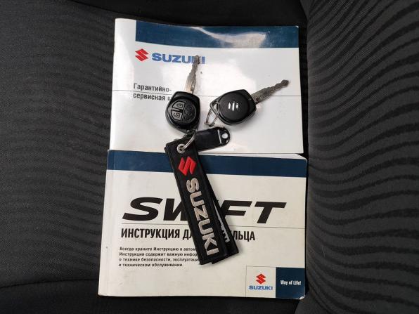 Suzuki Swift IV с пробегом 2011 года, цена 779 000 рублей, 195254 км, хэтчбек, Автокод Объявления
