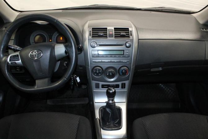 Toyota Corolla X (E140 E150) Рестайлинг с пробегом 2011 года, цена 879 000 рублей, 253902 км, седан, Автокод Объявления