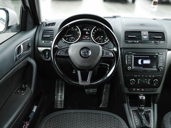 Skoda Yeti I Рестайлинг с пробегом 2014 года, цена 1 699 000 рублей, 141250 км, внедорожник, Автокод Объявления