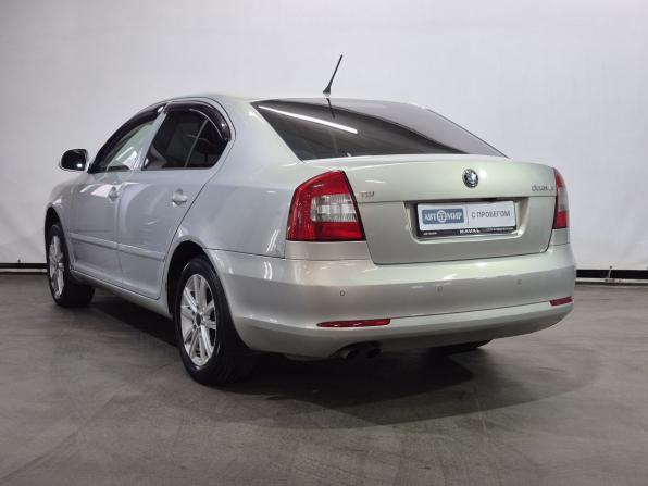 Skoda Octavia II (A5) Рестайлинг с пробегом 2013 года, цена 930 000 рублей, 143430 км, универсал, Автокод Объявления