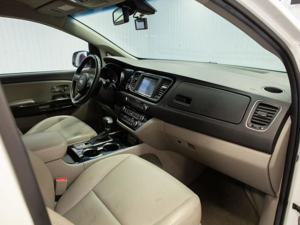 Kia Carnival III с пробегом 2020 года, цена 3 300 000 рублей, 109030 км, минивэн, Автокод Объявления