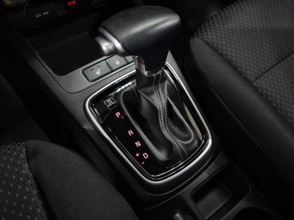 Kia Rio IV Рестайлинг с пробегом 2021 года, цена 1 795 000 рублей, 74874 км, хэтчбек, Автокод Объявления