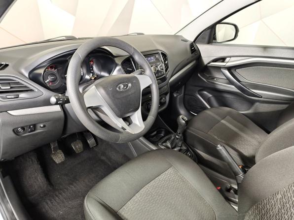 Lada (ВАЗ) Vesta I с пробегом 2017 года, цена 867 000 рублей, 71567 км, седан, Автокод Объявления